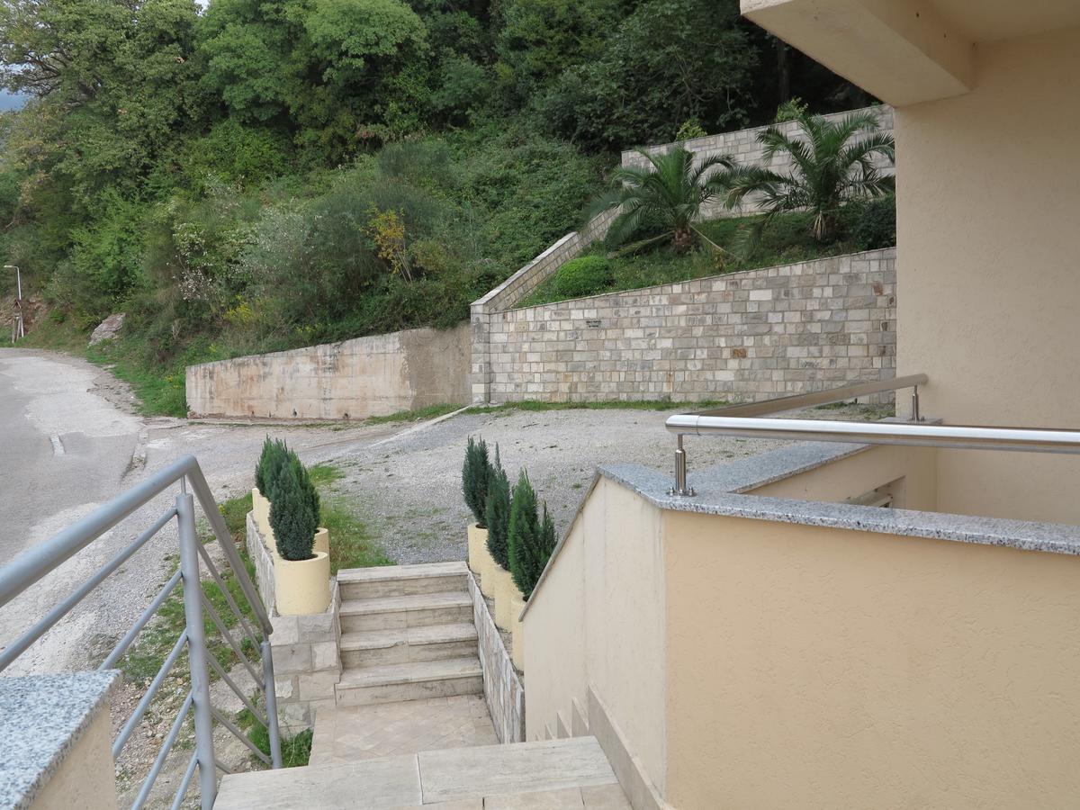 Apartment Sunrise Sveti Stefan Eksteriør bilde